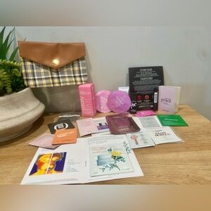 Beauty Bundle ( MAC, Bobbi Brown, Philosophy, 111 Skin Rose)